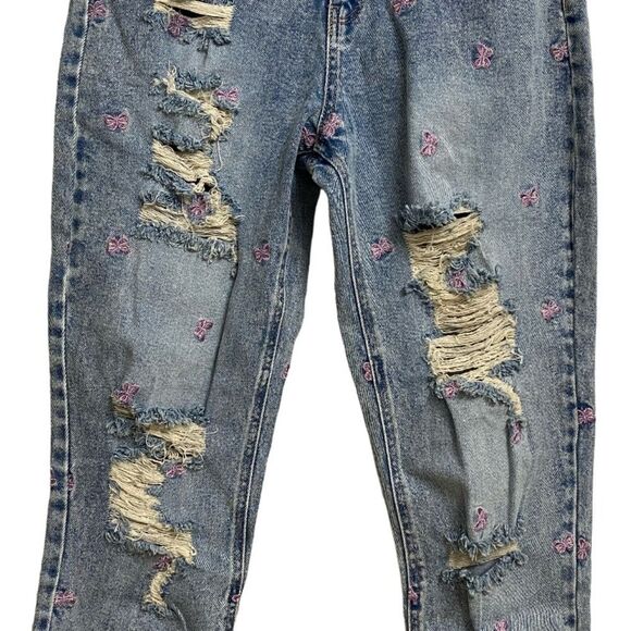 Tinseltown Butterfly Embroidered Mom Jeans Size 9 Frayed-Hem Destructed Y2K - Picture 9 of 16